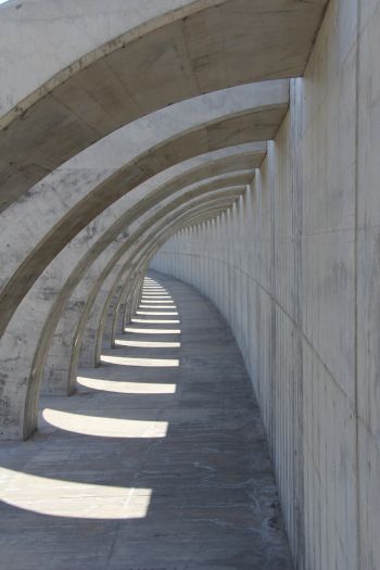 Aus dem Tunnel